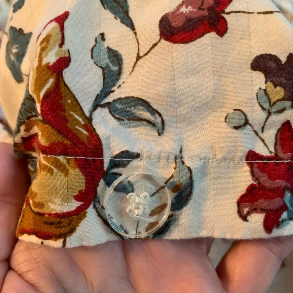 L.L. Bean Floral Duvet Cover with Red and Blue Accents
